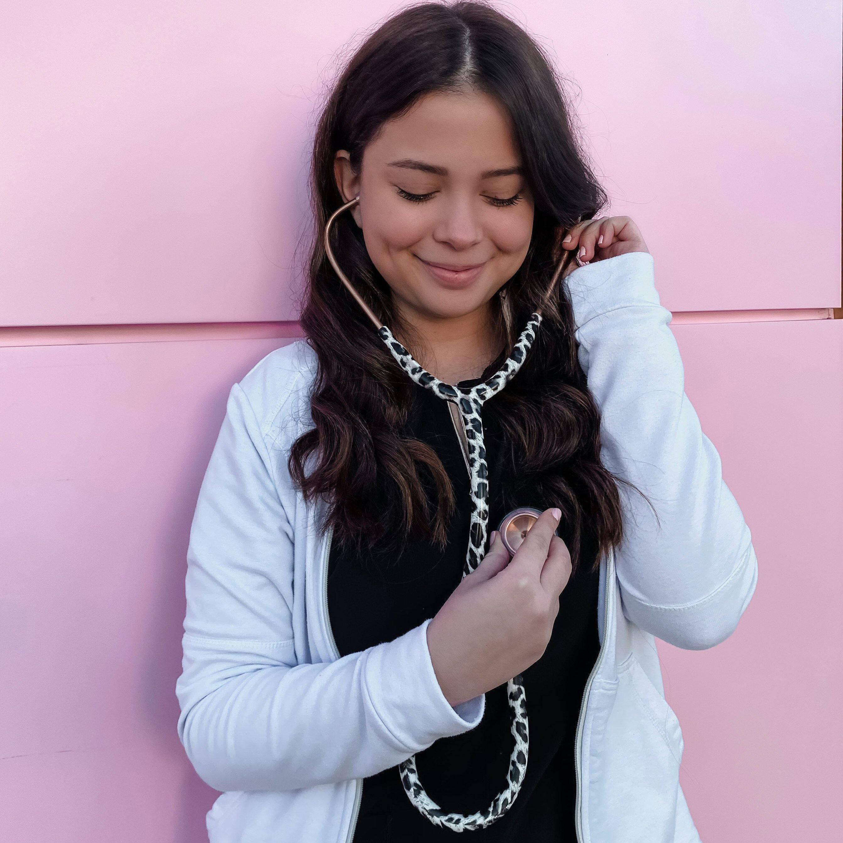 ProCardial® Titane Adulte Stéthoscope Cardiologie - Snow Leopard / Or Rose avec Étui - MDF Instruments France